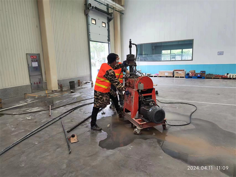 延津厂房地面下沉塌陷注浆加固施工